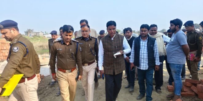 • कुशेश्वरस्थान पूर्वी प्रखंड सह अंचल कार्यालय के नए भवन निर्माण हेतु प्रस्तावित स्थल का जिलाधिकारी द्वारा निरीक्षण…         • महाशिवरात्रि की तैयारियों का भी लिया गया विस्तृत जायजा… 