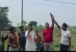 11000 वोल्ट की मौत बन चुकी तार के नीचे जीने को मजबूर हैं घरदौर और सिमराहा के लोग 