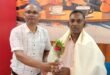 • डाक सेवक राज किशोर सहनी स्थानांतरित, उपडाकपाल दिलीप कुमार पासवान ने दी भावभीनी विदाई 