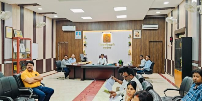 • रैयाम एवं सकरी में नई सहकारी चीनी मिल स्थापना को लेकर समीक्षा 