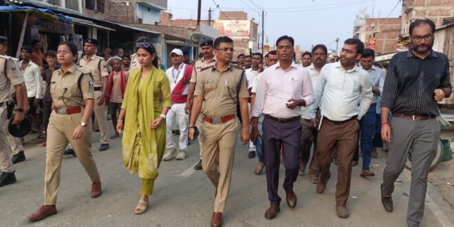 • डीएम,एसएसपी ने श्रावणी मेले को लेकर कुशेश्वरस्थान मंदिर का किये निरीक्षण 